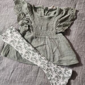 Jessica Simpson Girls Green Gauze Top with Floral Leggings